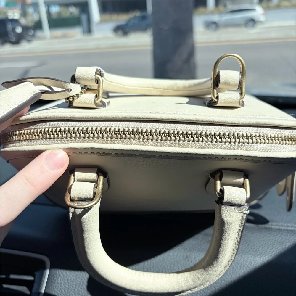 Coach Revel 24 Chalk White Color - Picture 7 of 12